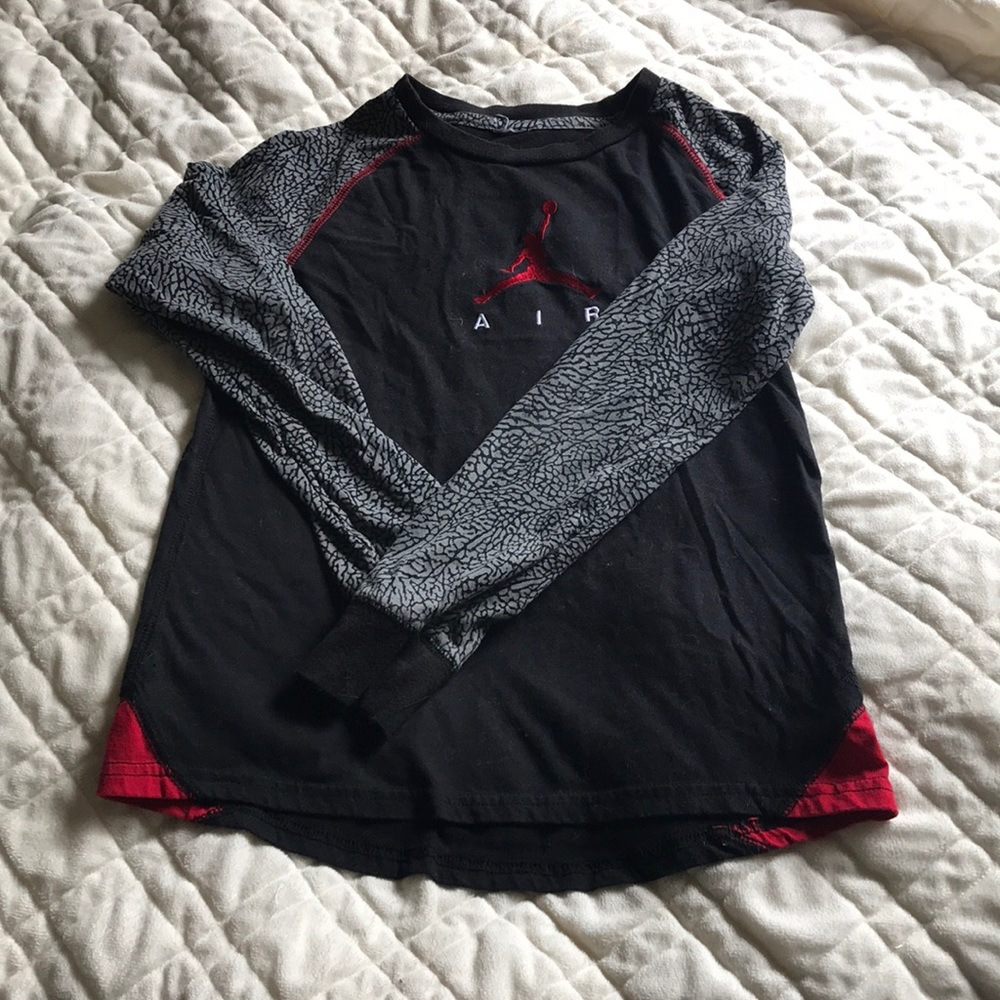 Jordan, long sleeved.